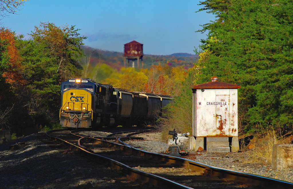 CSX 4585 West empty grain on BB, Craigsville, Virginia_ Flickr