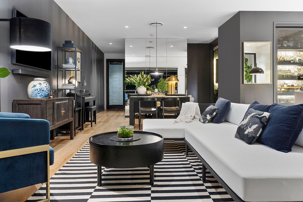 Sophisticated and sleek renovations and décor View on Inst… Flickr