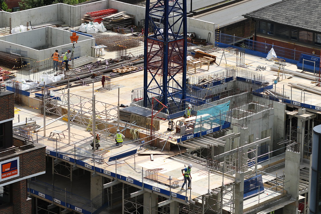 Building more flats, Bromley MV4A0833 transiently permanent 2 Flickr