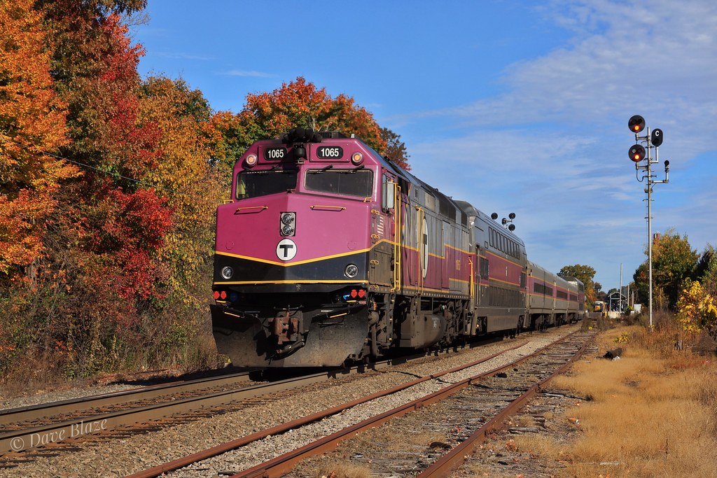 MBTA 746 On a colorful autumn morning MBTA/Keolis… Flickr