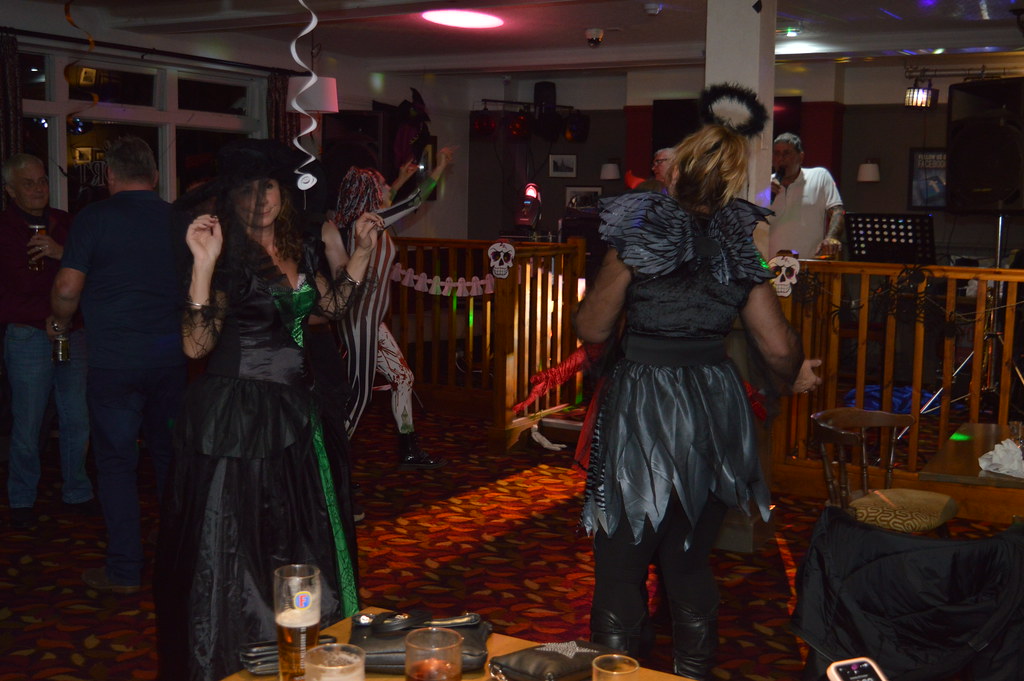 The Chequers, Woodley, Berks Halloween, Fancy Dress, Compe… Flickr