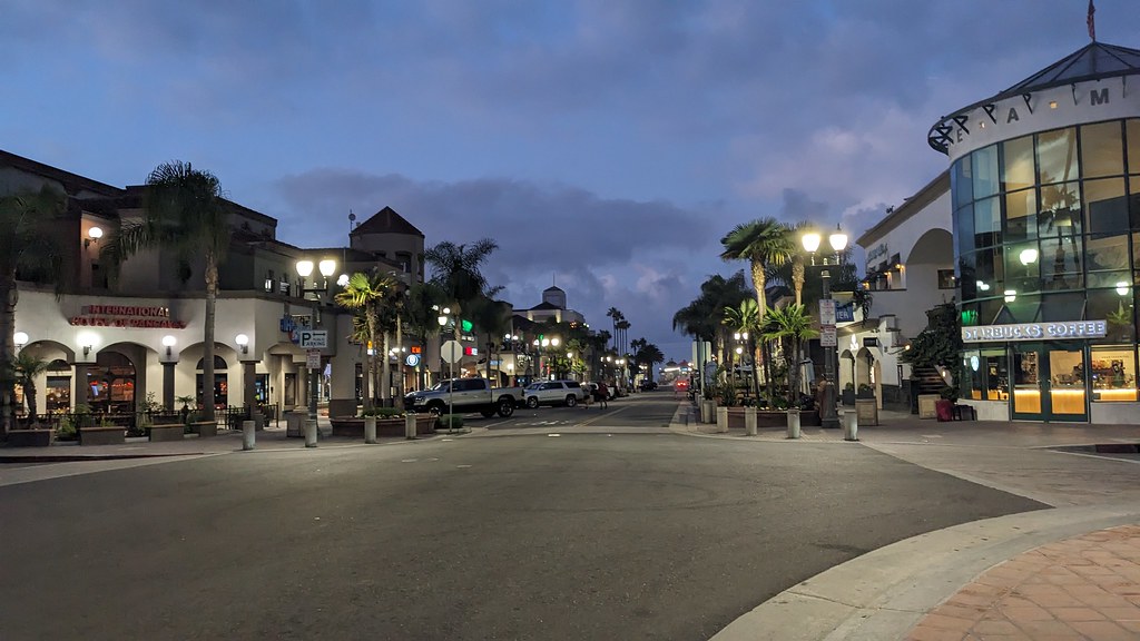 Huntington Beach Downtown at sunrise. So Cal Metro Flickr