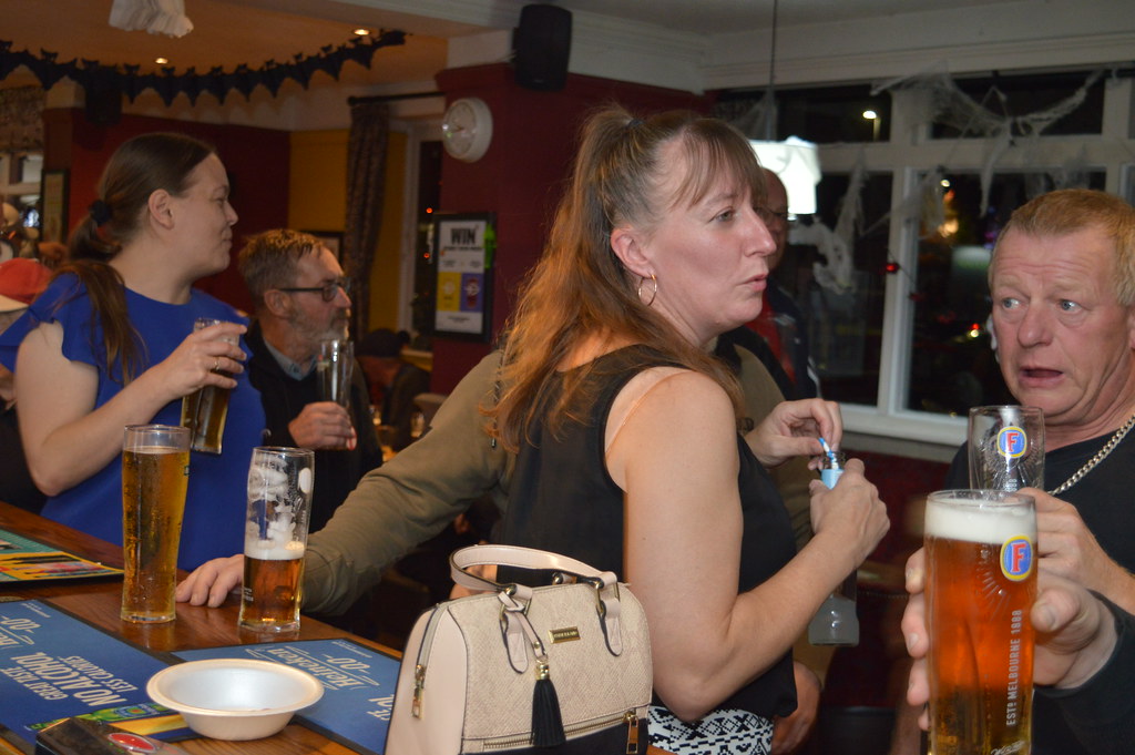 The Chequers, Woodley, Berks Halloween, Fancy Dress, Compe… Flickr