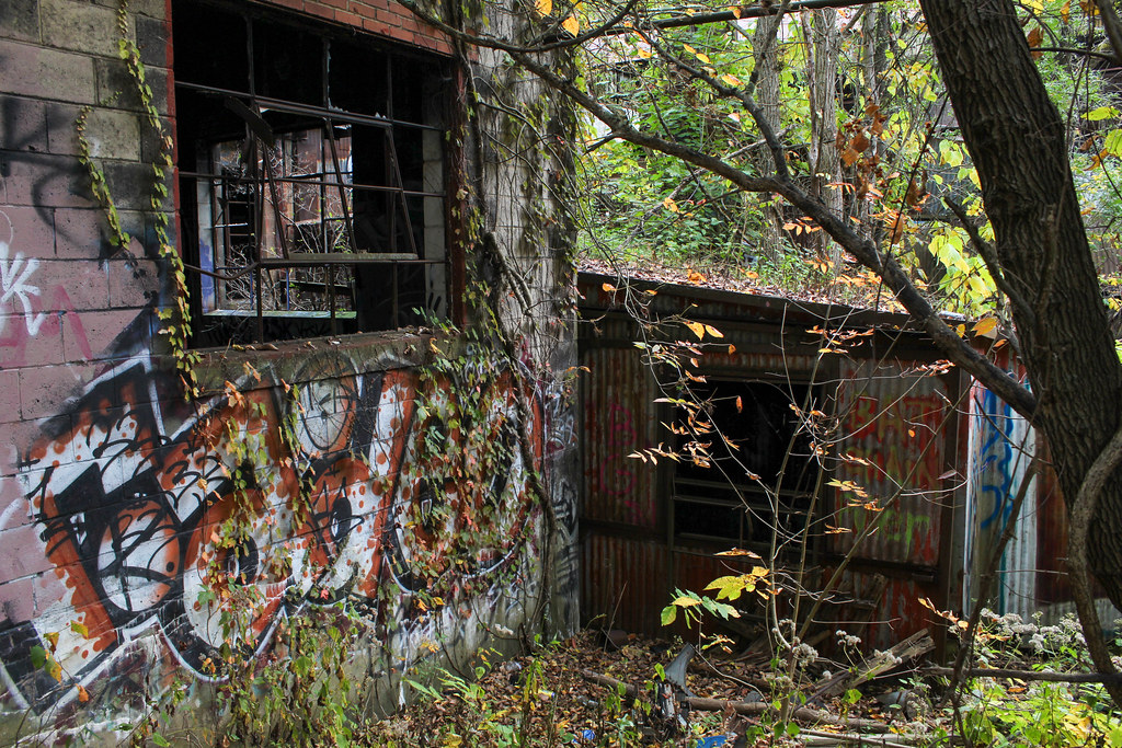 Abandoned Glass Factory Mason Cadman Flickr