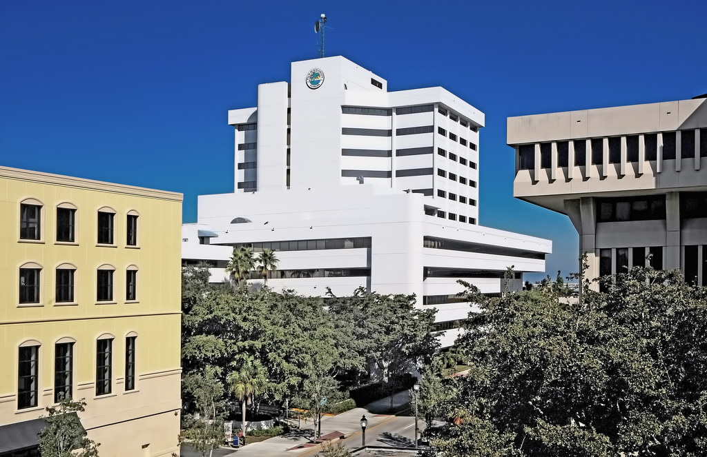 Robert Weisman Palm Beach County Government Center, 301 No… Flickr