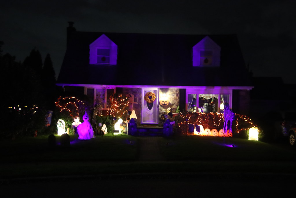 South Shore Halloween Houses in Bellmore, Merrick and East… Flickr
