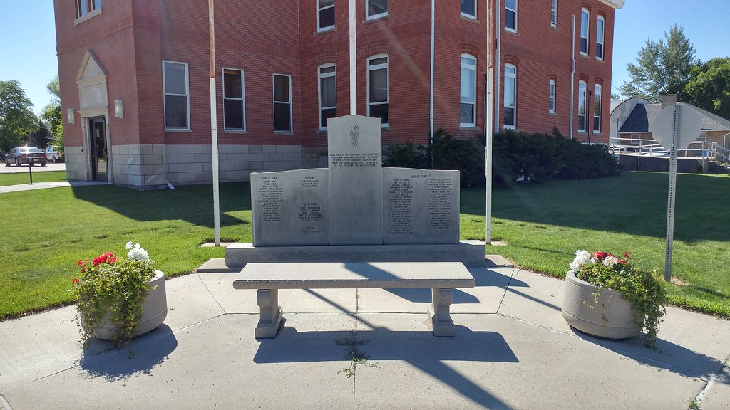 Sheridan County Veterans Memorial, Rushville, NE Rushville… Flickr