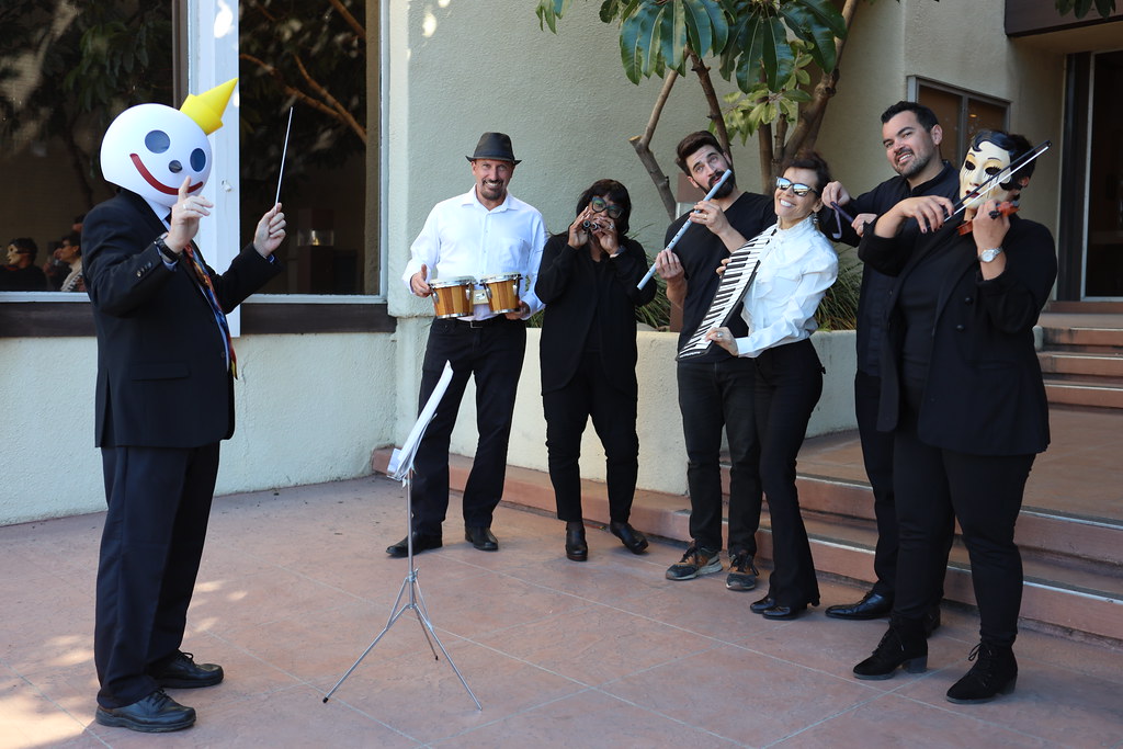 20231031_District Halloween_16 Halloween costumes and deco… Flickr