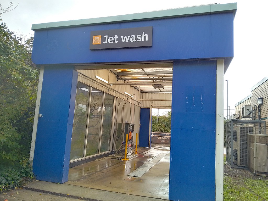 New jet wash, Sainsbury's Chingford It's now reopened! The… Flickr
