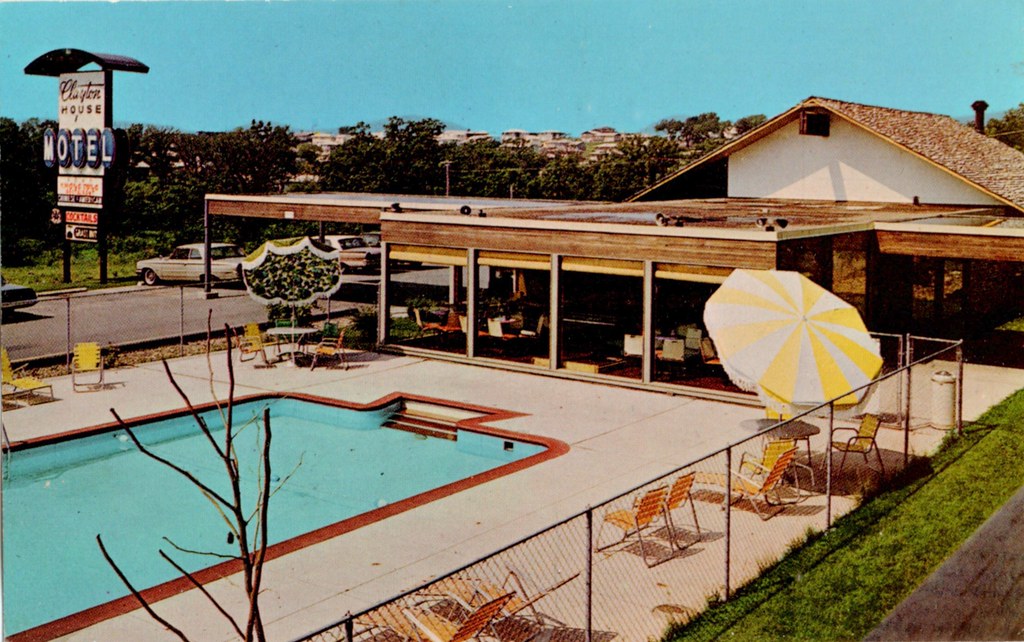 Des Moines, Iowa, Clayton House Motel 7625 Hickman photolibrarian