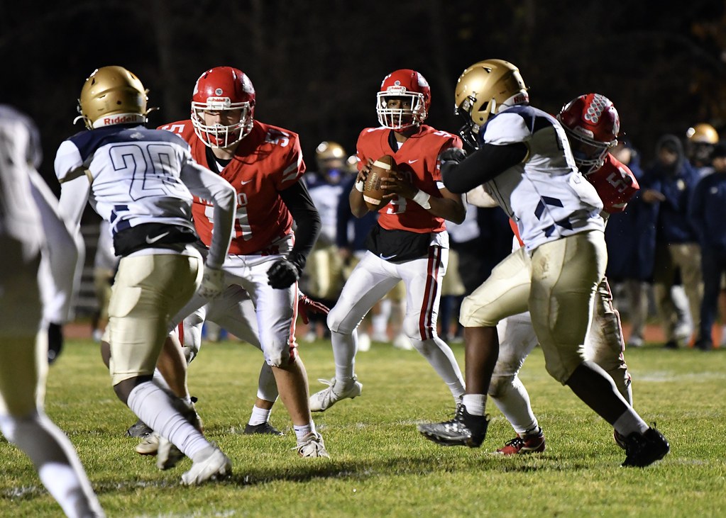 11/02/2023 Varsity vs Malden (W) Masconomet Football Flickr
