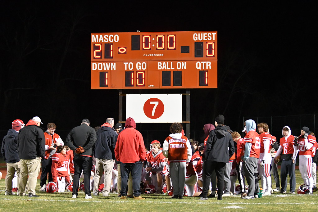 11/02/2023 Varsity vs Malden (W) Masconomet Football Flickr