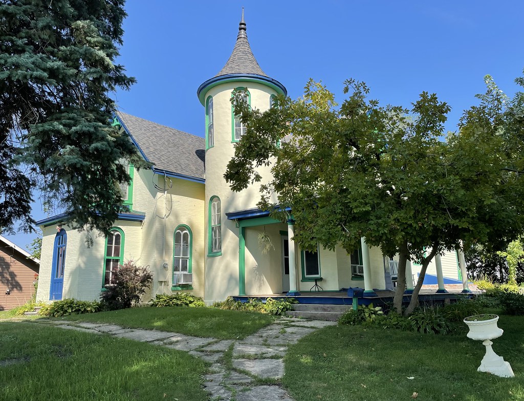 Thomas Arthur House (Newton, Iowa) Located at 322 North 8t… Flickr