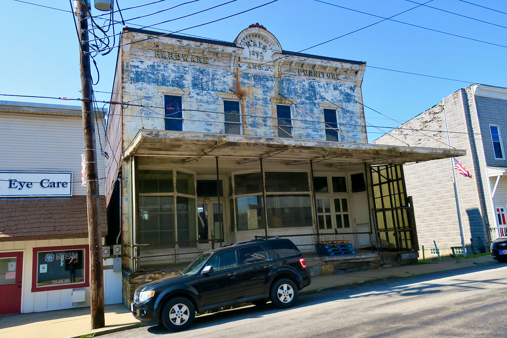 Hays Hardware and Furniture, Chicora, PA E.F. Hays and Son… Flickr