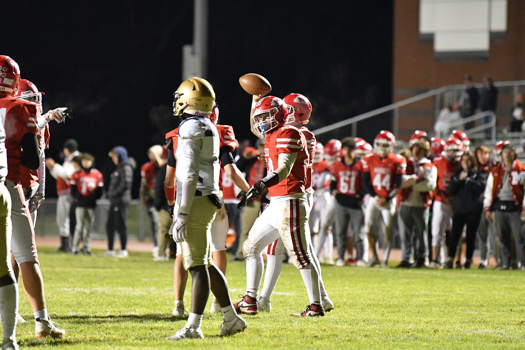 11/02/2023 Varsity vs Malden (W) Masconomet Football Flickr