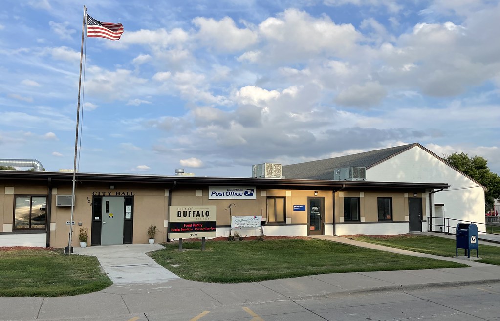 Post Office 52728 and City Hall (Buffalo, Iowa) Buffalo, I… Flickr