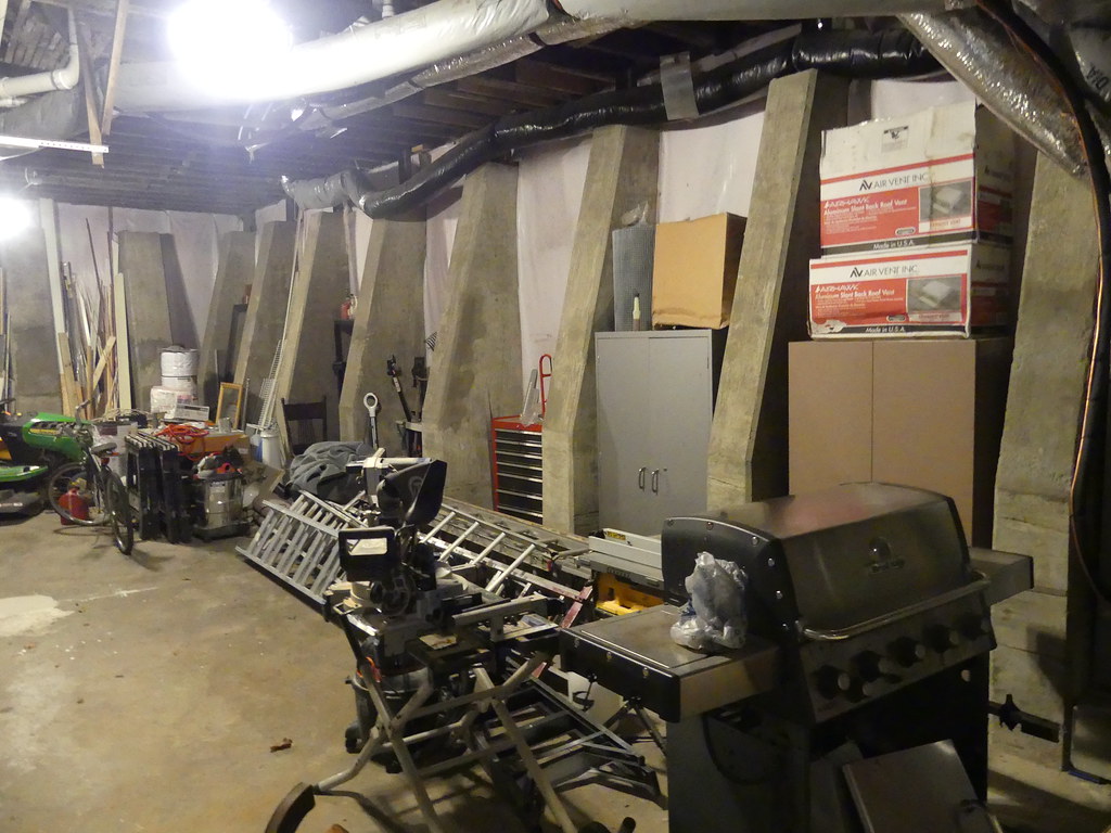 Howgait 2023 Wheeling, WV 97 Bethany Pike, Carriage Hous