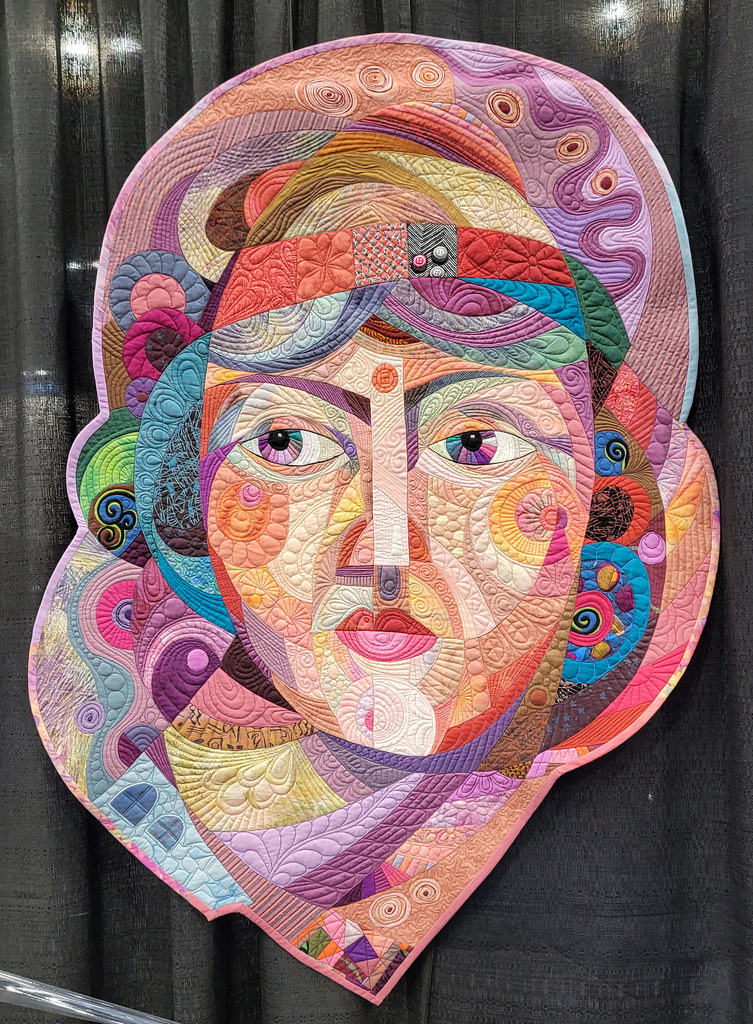 By Galla Grotto, Houston Quilt Festival 2023. Luana Rubin Flickr