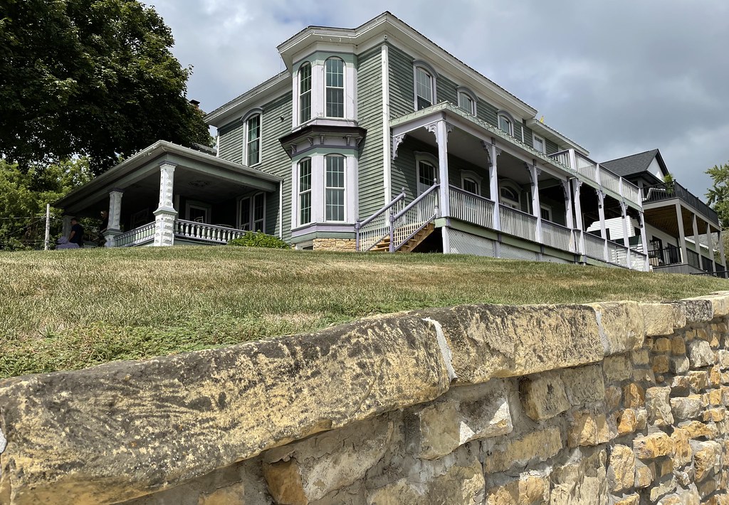 McCaffrey House (Le Claire, Iowa) Located at 208 North Cod… Flickr
