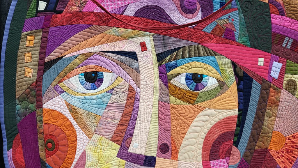 By Galla Grotto, Houston Quilt Festival 2023. Luana Rubin Flickr