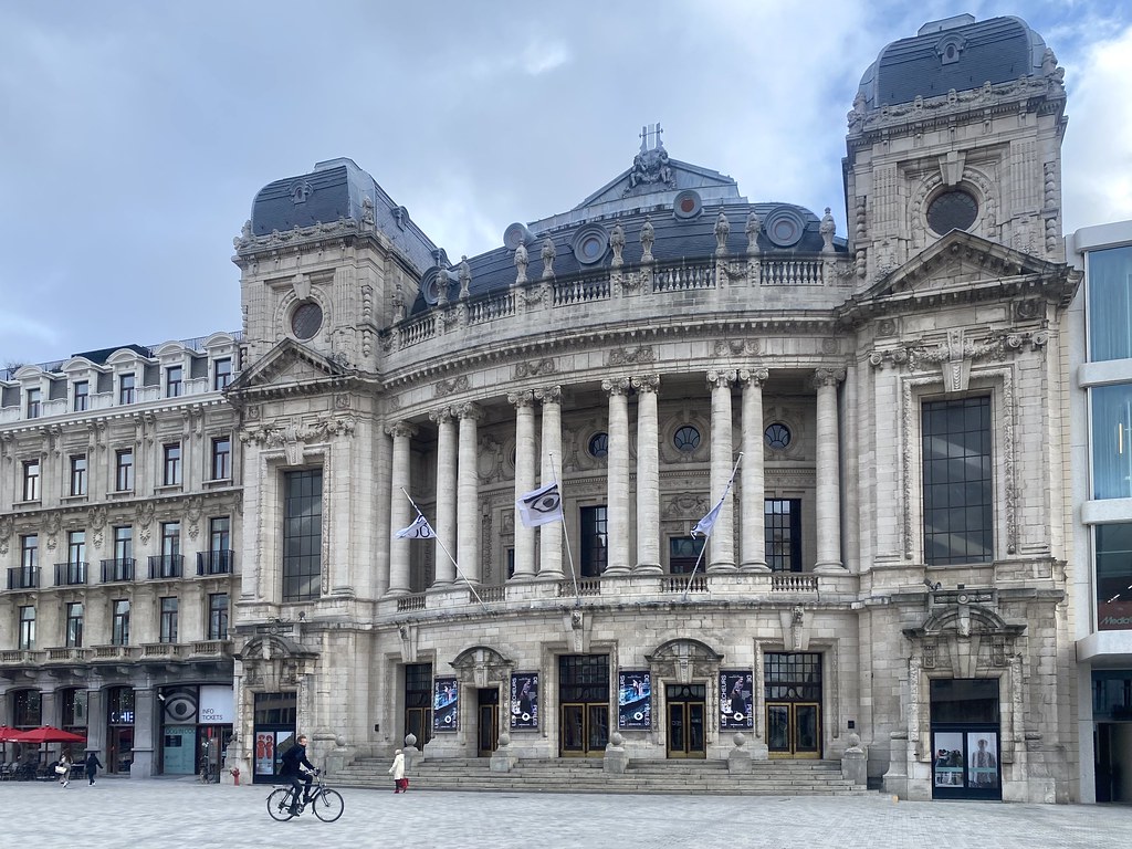 Vlaamse Opera The Antwerp Opera House building, now part o… Flickr