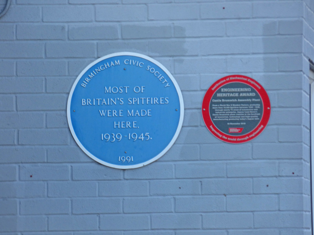 Jaguar Land Rover Castle Bromwich factory at Castle Vale … Flickr