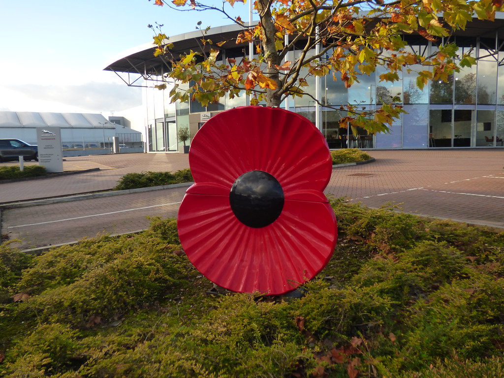 Jaguar Land Rover Castle Bromwich factory at Castle Vale … Flickr