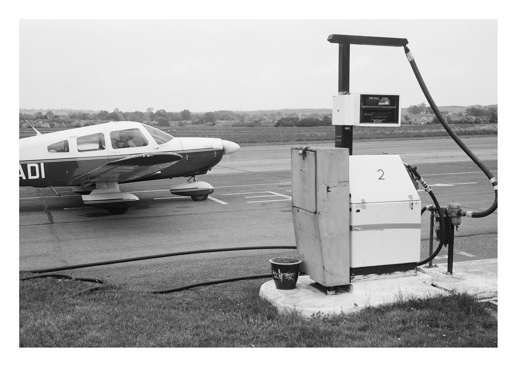 FILM Fuel stop and prop blur Another scene from Gamston … Flickr