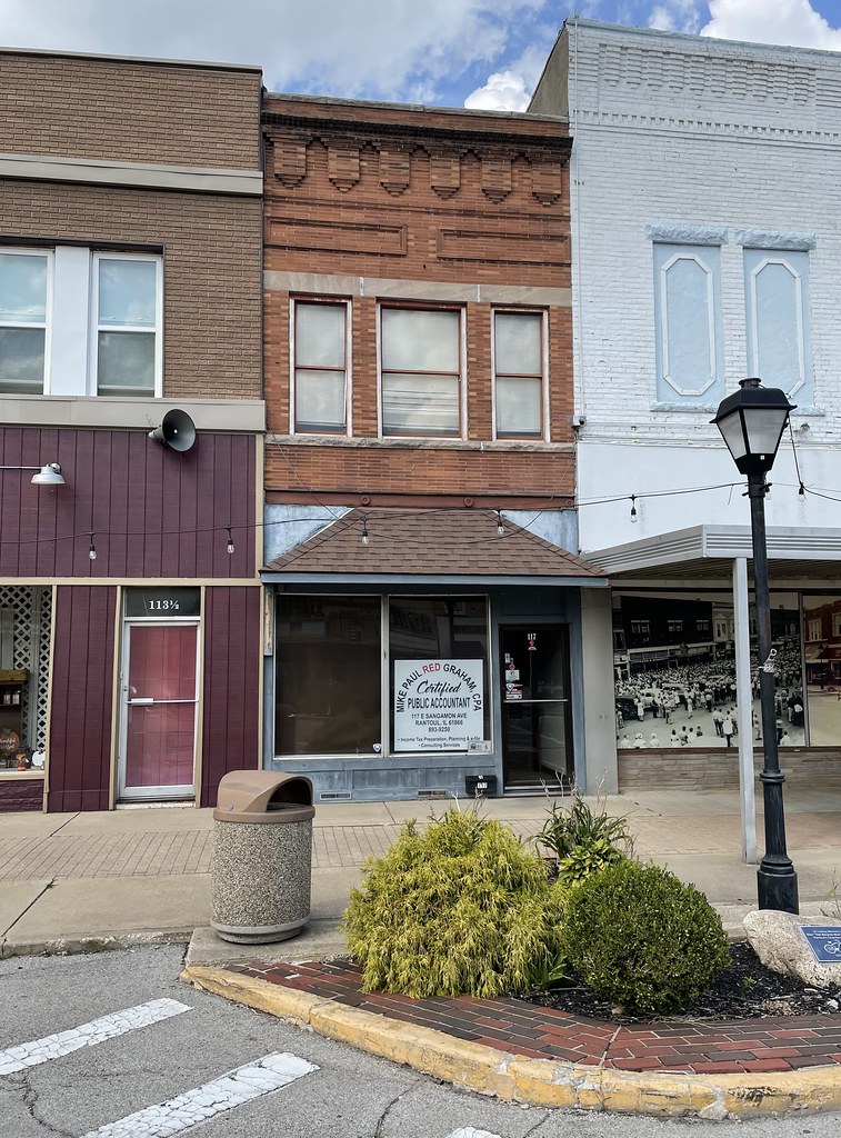 Commercial Building (Rantoul, Illinois) Located at 117 Eas… Flickr
