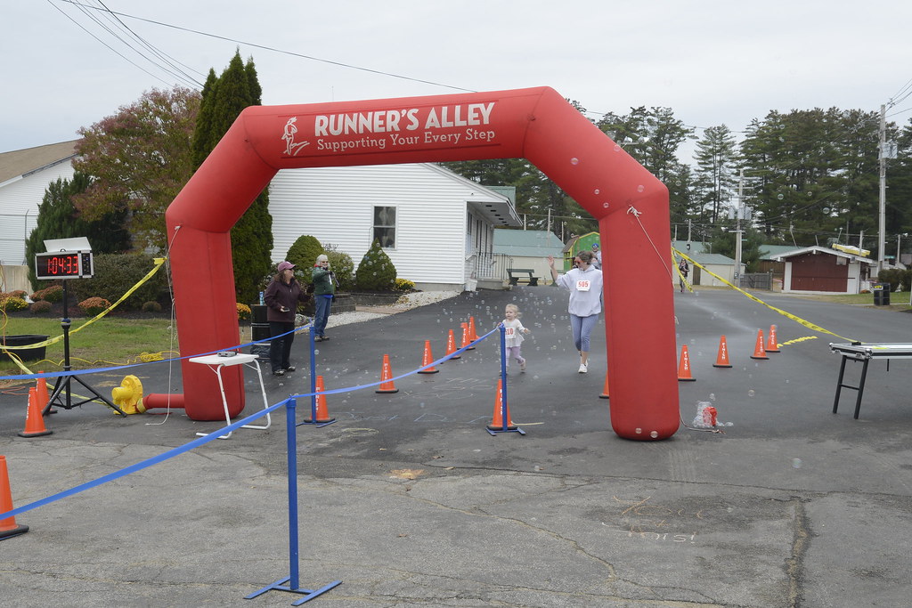 _DSC7270_Original Deerfield Veterinary Clinic Catamount 5k 11/5/23