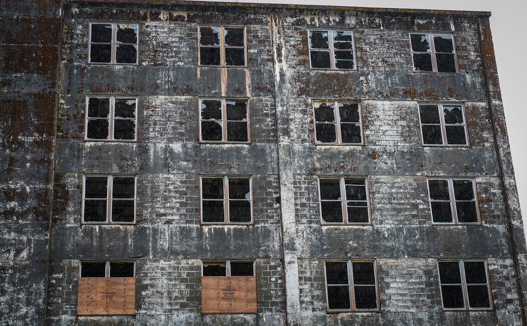 Another Brick in the Wall The Buckner Building, Whittier, … Flickr