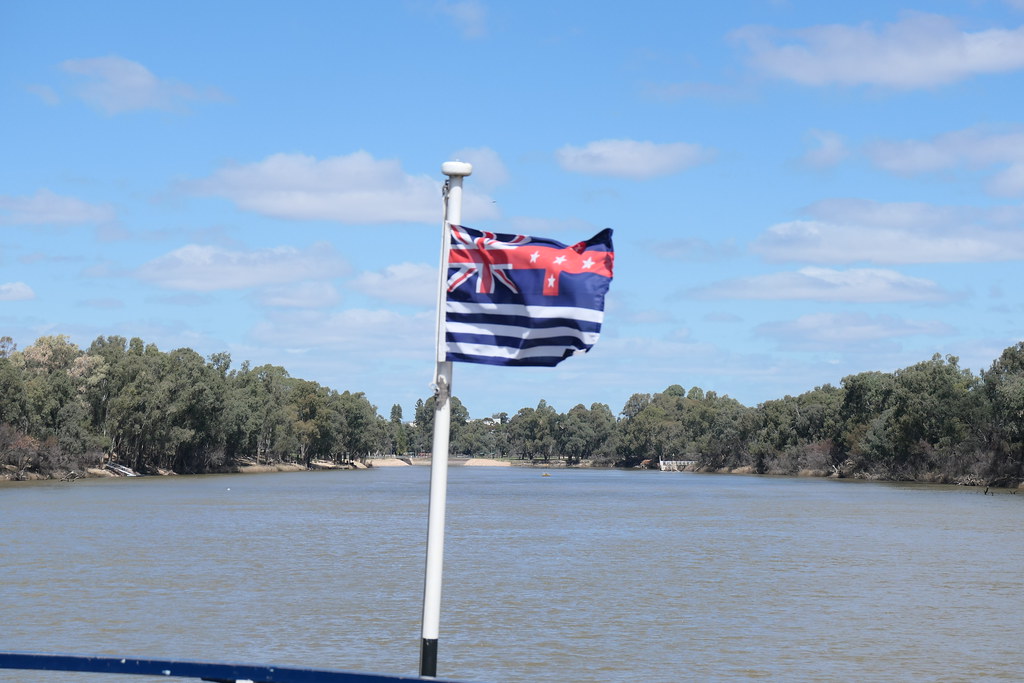 Murray River Flag The Murray River Flag flying at the fron… Flickr