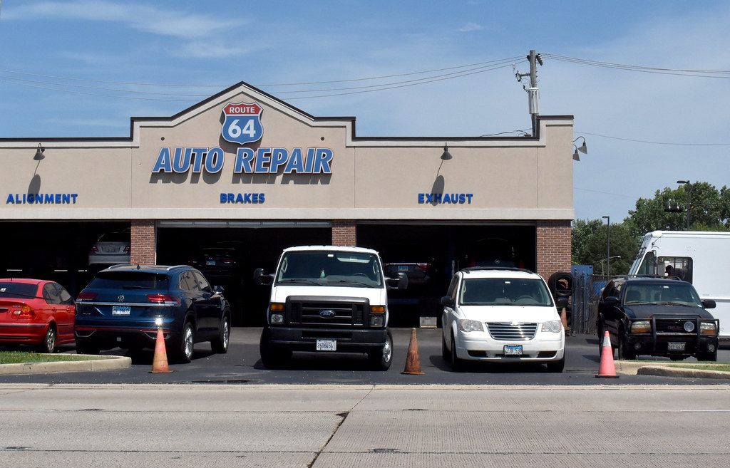 Route 64 | This auto repair place on North Avenue in Villa P… | Flickr