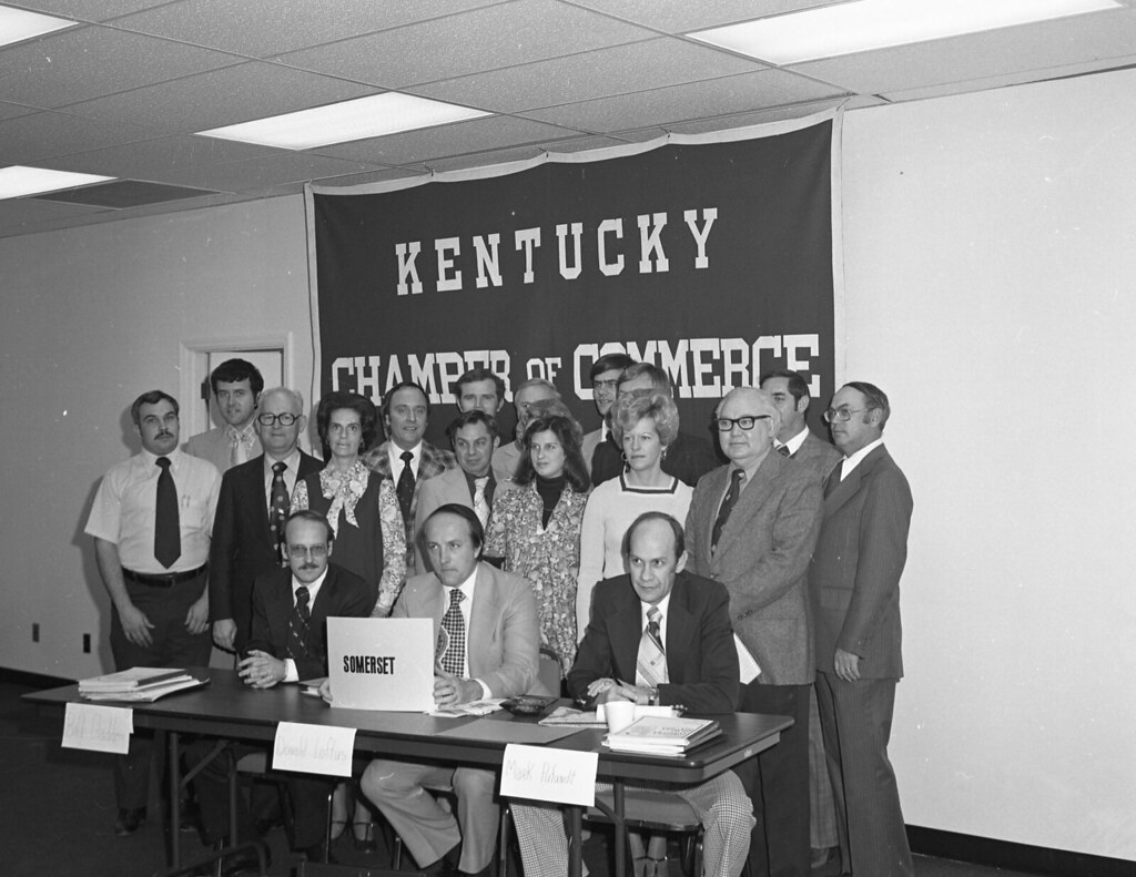 Chamber of Commerce Newspaper 12151976 Somerset's delega… Flickr