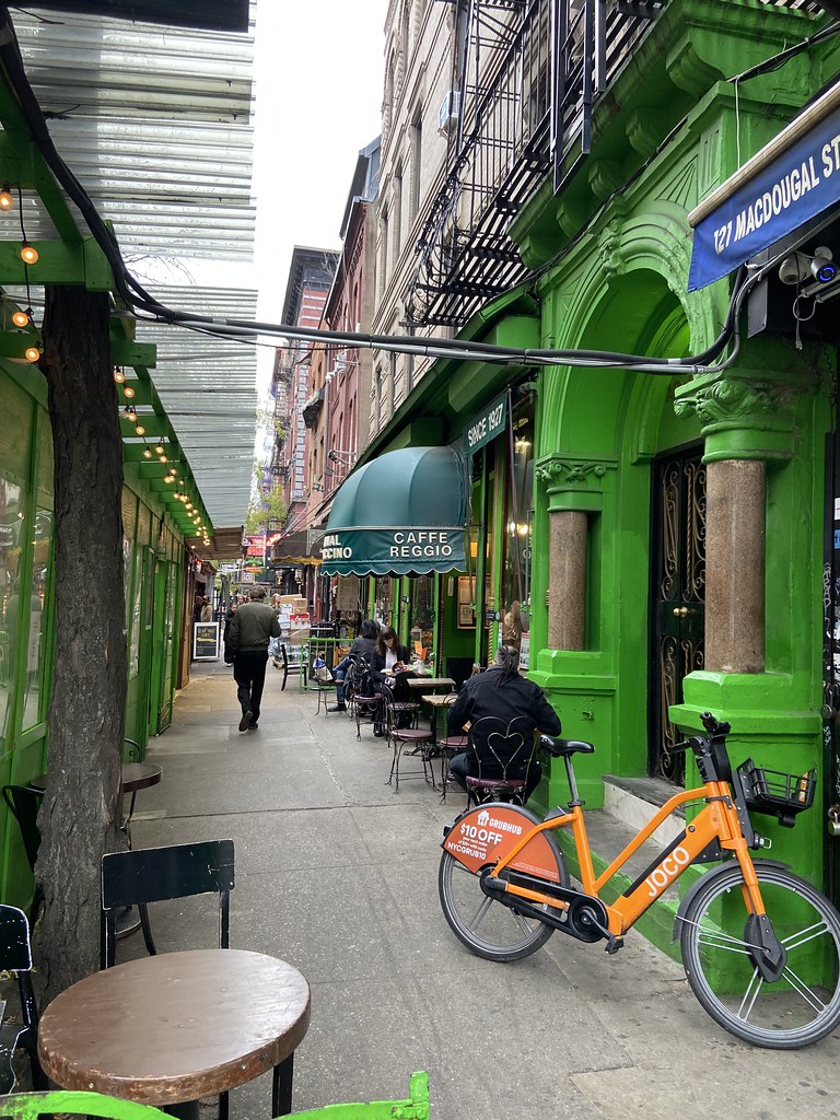 MacDougal St, Greenwich Village btwashburn Flickr