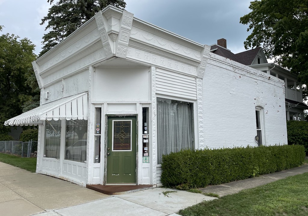 Bradshaw Building (Buckley, Illinois) Located at 102 North… Flickr