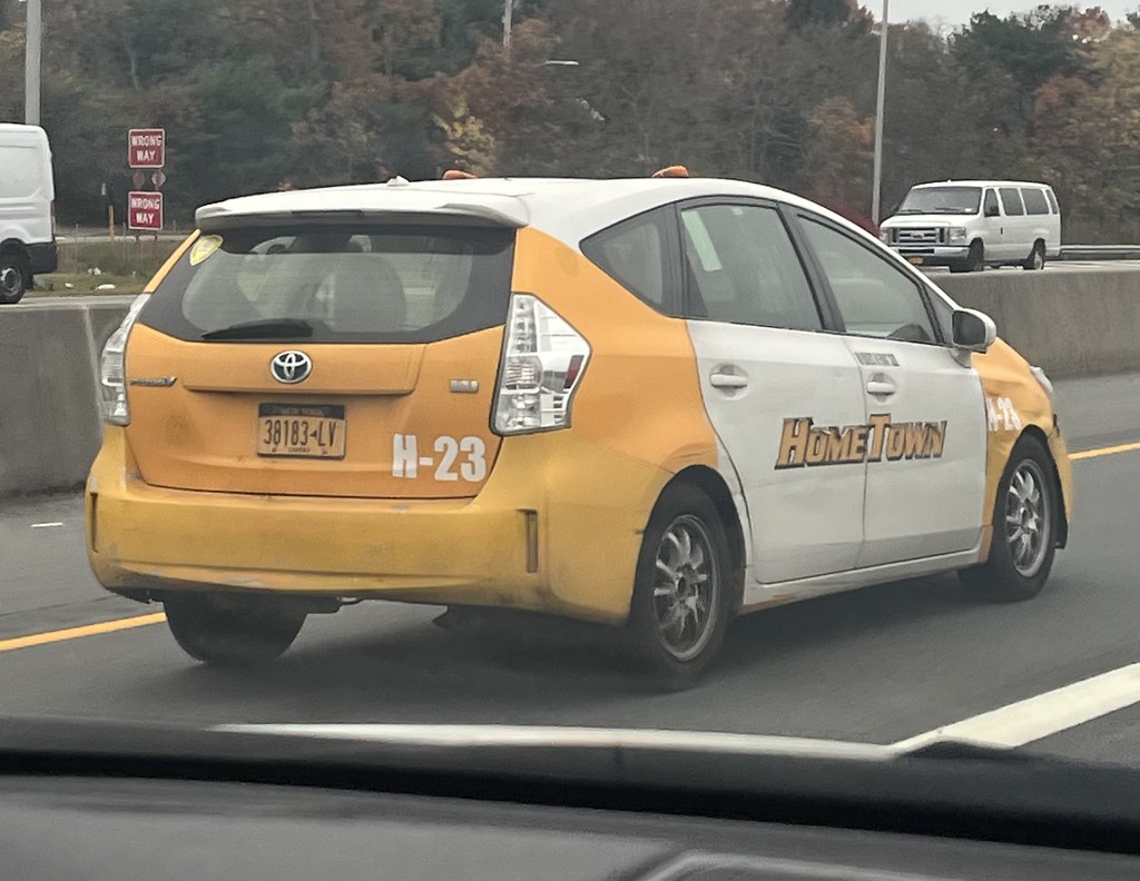 Hometown Taxi H23 Montauk Bus Photography Flickr