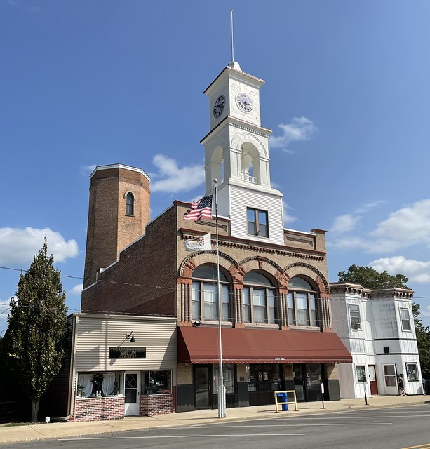 Paxton, Illinois City Hall a photo on Flickriver