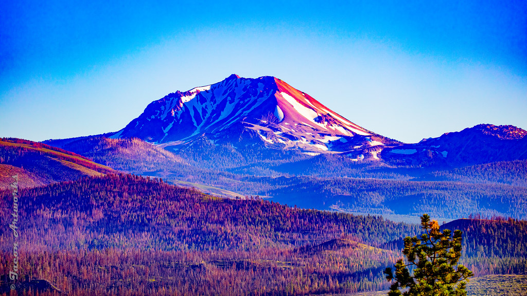 Mount Lassen The Northeast side of Mount Lassen in the set… Flickr