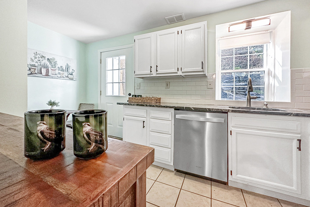 Lambertville NJ AirBnB 170 York St, The Osprey Flickr