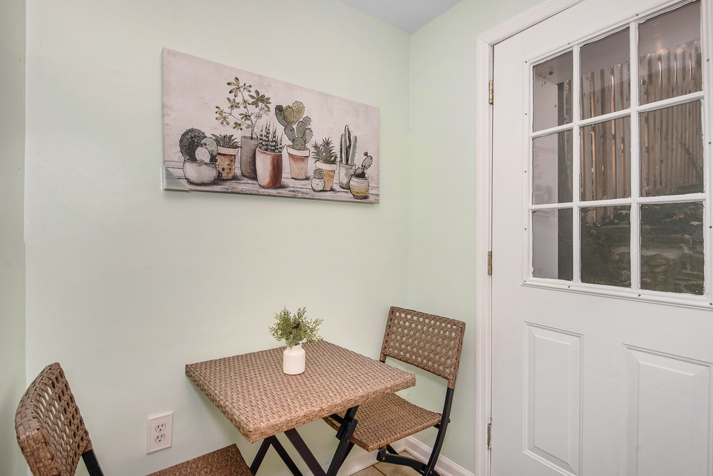 Lambertville NJ AirBnB 170 York St, The Osprey Flickr