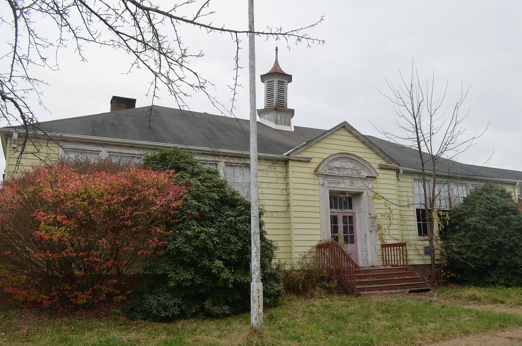 West Hurley Elementary School 2 The older and much expande… Flickr