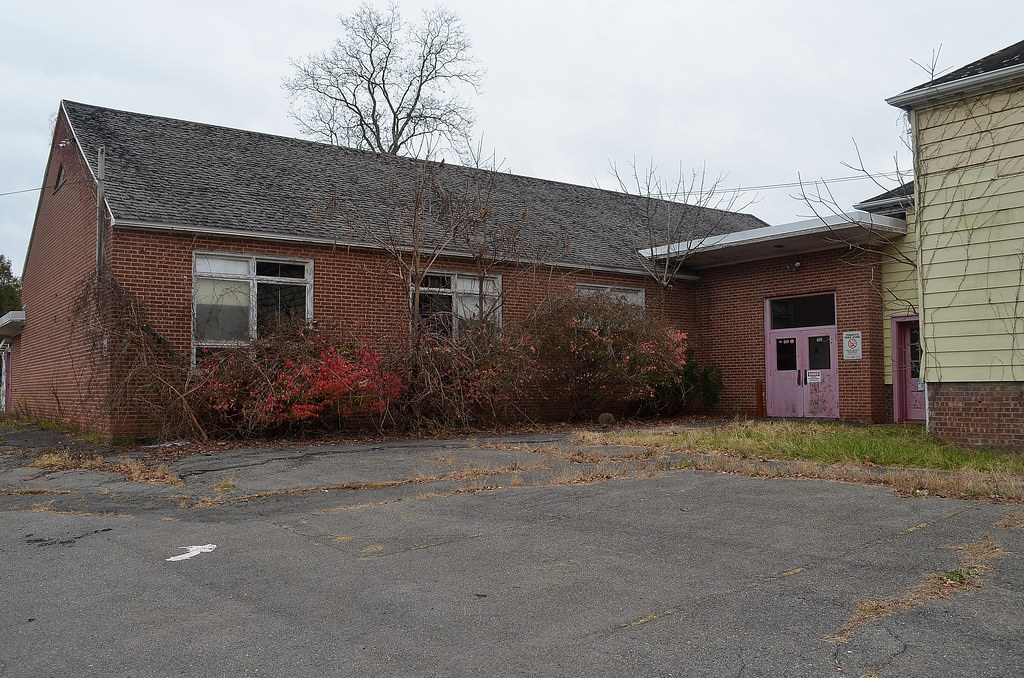 West Hurley Elementary School 6 The older and much expande… Flickr