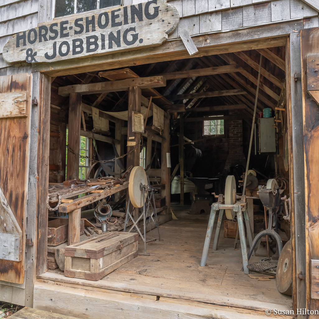 Maine fall 23_20 Conway House, Camden Susan Hilton Flickr