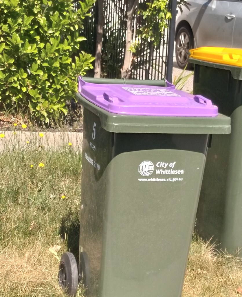 Whittlesea council glass bin Another one from Saturday's d… Flickr