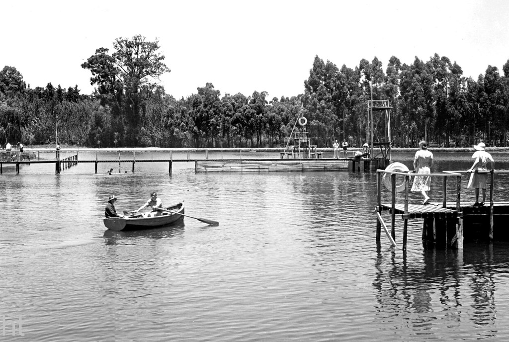 Johannesburg. Jetty on Florida lake HiltonT Flickr