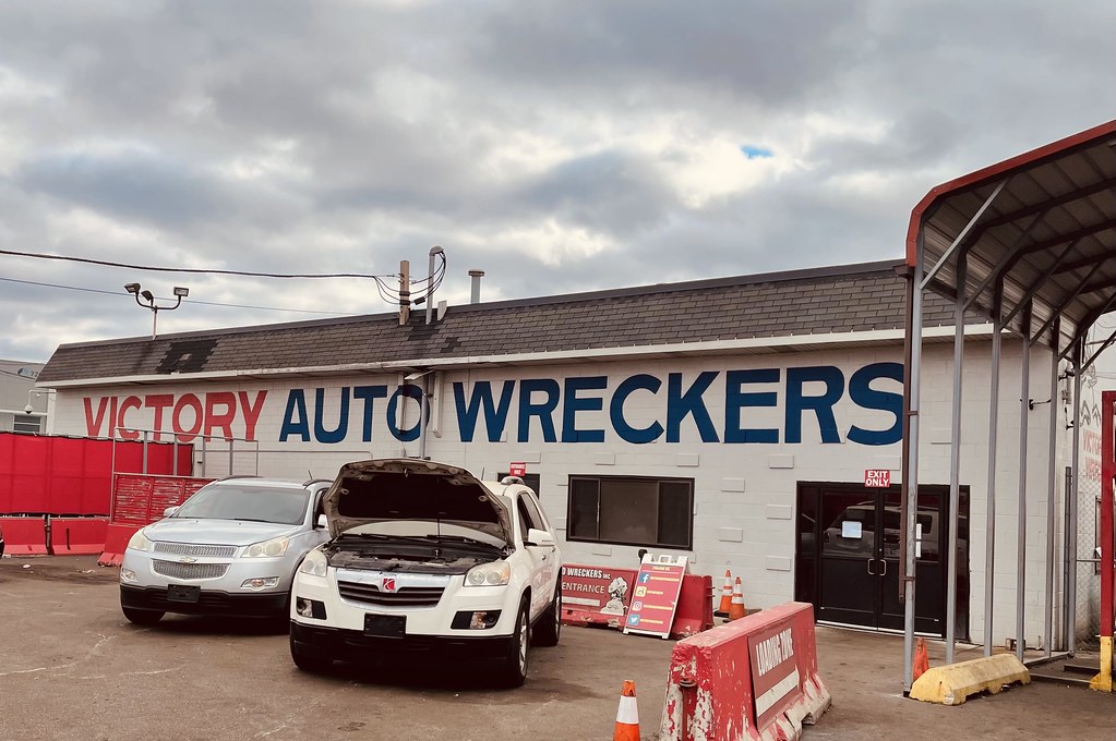 Victory Auto Wreckers, 710 E Green Street, Bensenville, Il… Flickr