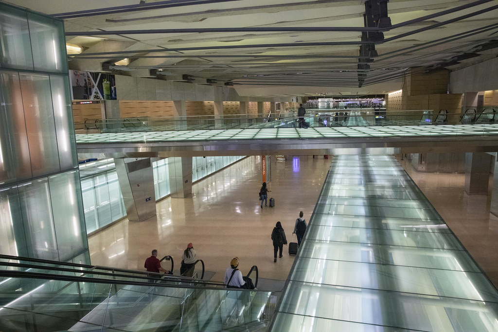 Main Terminal Station of Dulles Airport AeroTrain Dulles A… Flickr