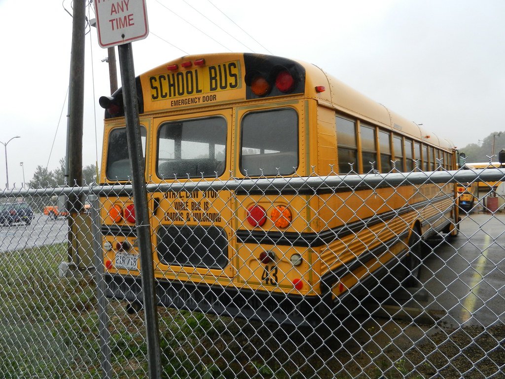 Farmington School District R7 43 (2) Bus lot Farmington… Flickr