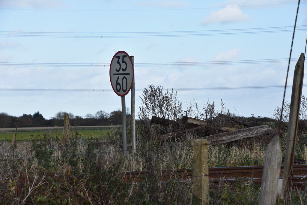 Great Hale Drove (Heckington) Level Crossing Eastbound spe… Flickr